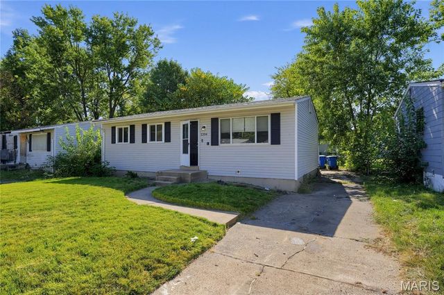1204 Prigge Avenue, St Louis, MO 63138