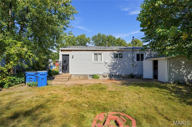 1204 Prigge Avenue, St Louis, MO 63138