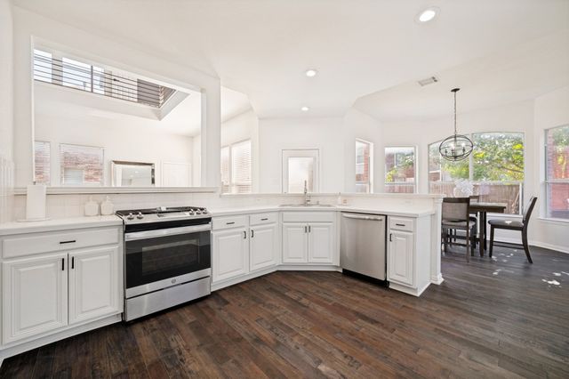 2600 Dunbar Drive, Mckinney, TX 75072