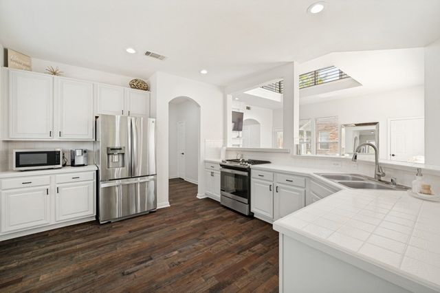 2600 Dunbar Drive, Mckinney, TX 75072
