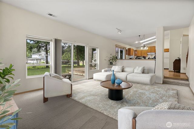 21215 122nd Street Ct E, Bonney Lake, WA 98391