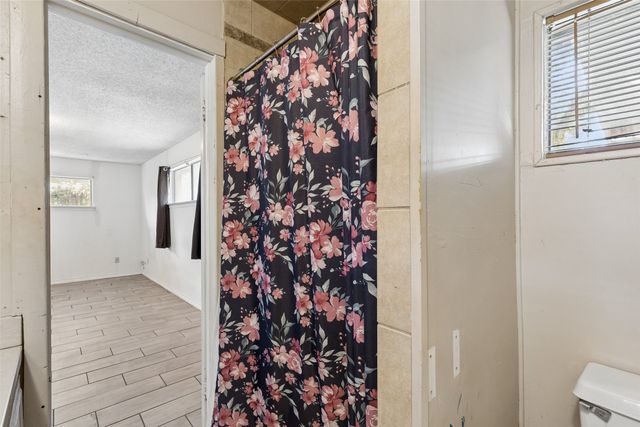 6153 Walla Avenue, Fort Worth, TX 76133