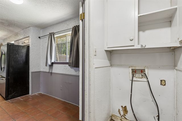 6153 Walla Avenue, Fort Worth, TX 76133