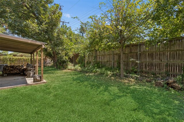 6153 Walla Avenue, Fort Worth, TX 76133