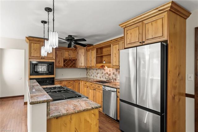 900 Teague Road, Winston-salem, NC 27107