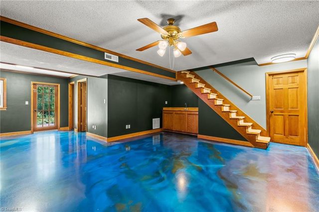 900 Teague Road, Winston-salem, NC 27107