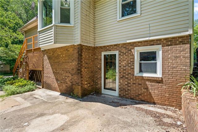 900 Teague Road, Winston-salem, NC 27107