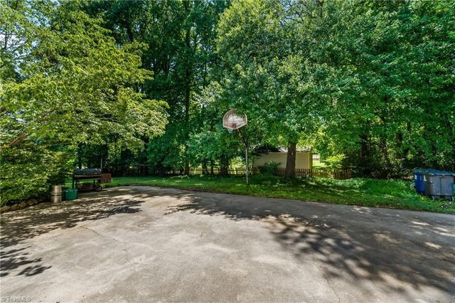 900 Teague Road, Winston-salem, NC 27107