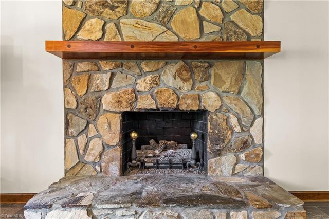 900 Teague Road, Winston-salem, NC 27107