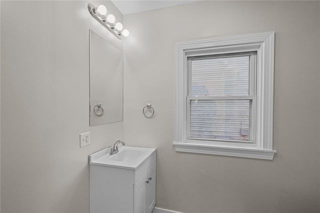 584 Weeden Street, Pawtucket, RI 02860