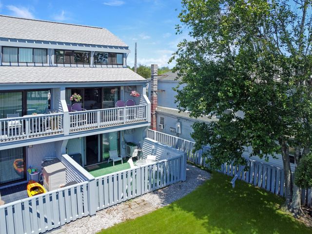 951 Ocean Blvd Unit 1, Hampton, NH 03842
