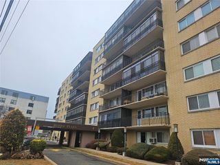 2185 Lemoine Avenue 3C, Fort Lee, NJ 07024
