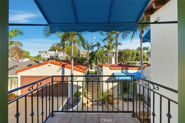 616 S Gertruda Avenue, Redondo Beach, CA 90277