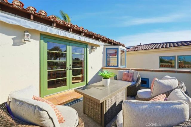 616 S Gertruda Avenue, Redondo Beach, CA 90277