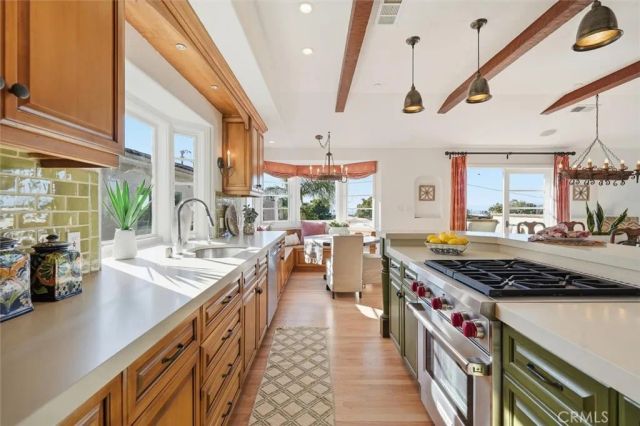 616 S Gertruda Avenue, Redondo Beach, CA 90277