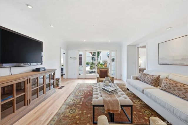 616 S Gertruda Avenue, Redondo Beach, CA 90277