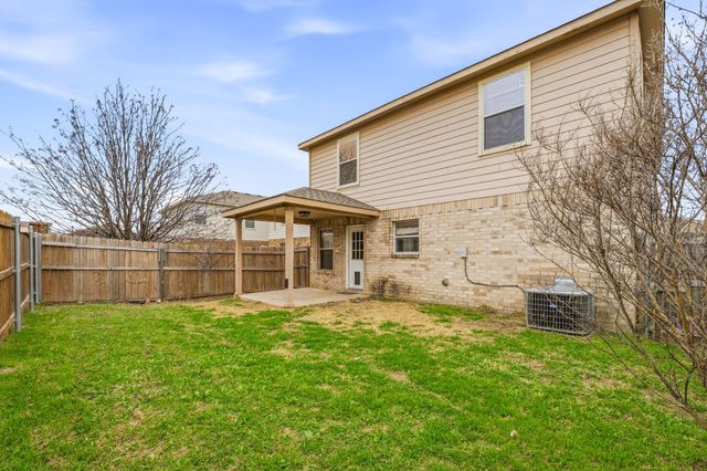 8808 Valley River Drive, Fort Worth, TX 76244