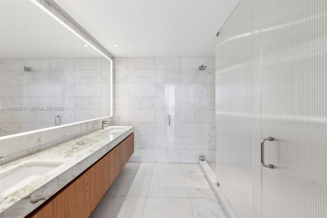 500 Alton Rd. 3004, Miami Beach, FL 33139