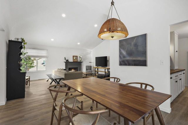 12 Red Cedar Trail, Madison, WI 53717