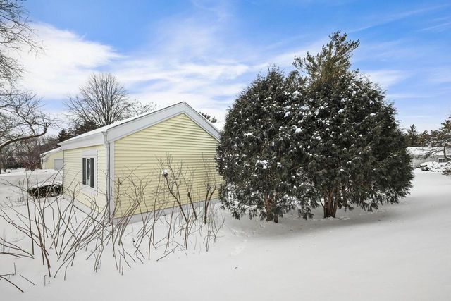 12 Red Cedar Trail, Madison, WI 53717