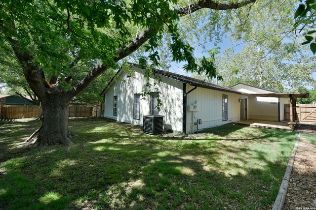 4402 Grantilly St, San Antonio, TX 78217