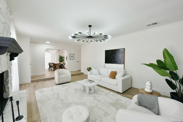 4402 Grantilly St, San Antonio, TX 78217