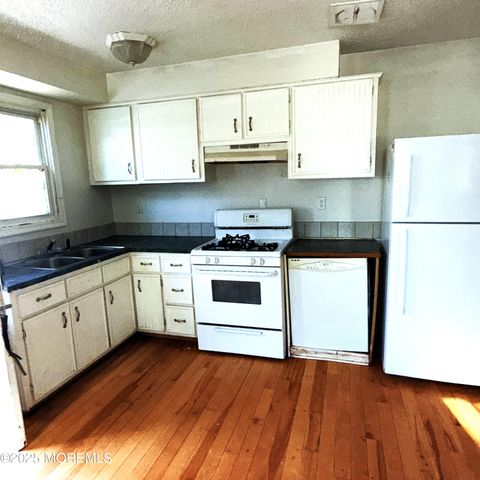 517 Jackson Avenue, Brick, NJ 08723