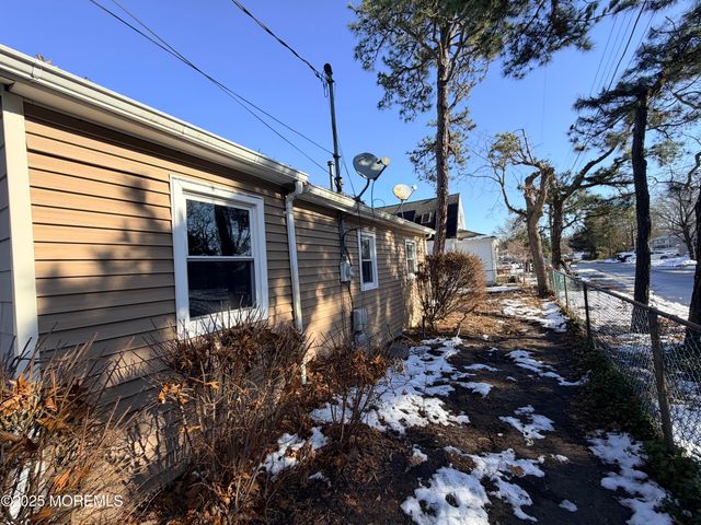 517 Jackson Avenue, Brick, NJ 08723