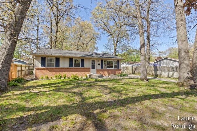2203 Lacrosse Street, Wyoming, MI 49519