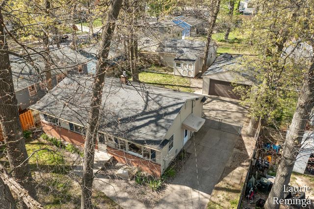 2203 Lacrosse Street, Wyoming, MI 49519