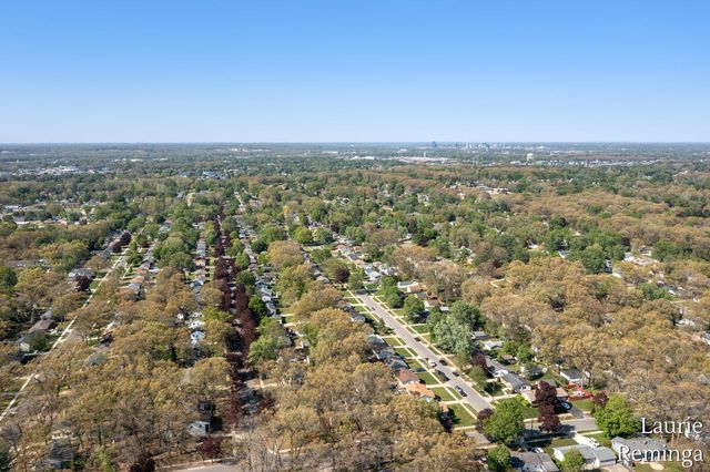 2203 Lacrosse Street, Wyoming, MI 49519