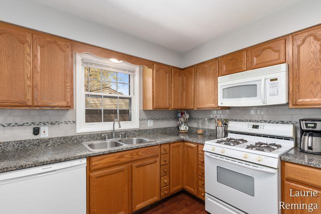 2203 Lacrosse Street, Wyoming, MI 49519