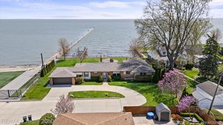 22624 Rio Vista Street, St. Clair Shores, MI 48081