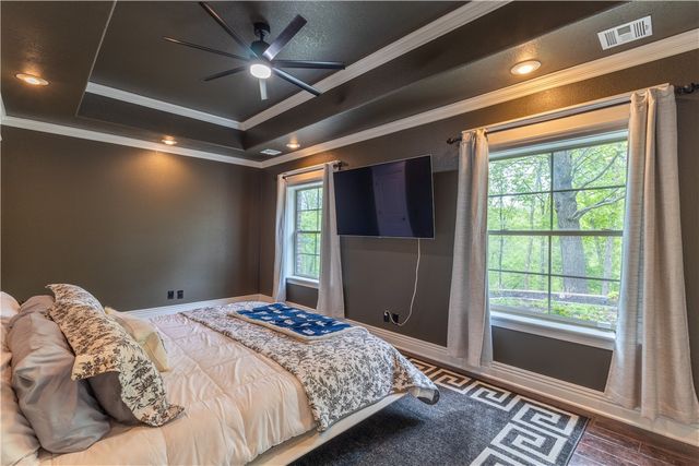 1602 NE Chapel Hill Drive, Bentonville, AR 72712