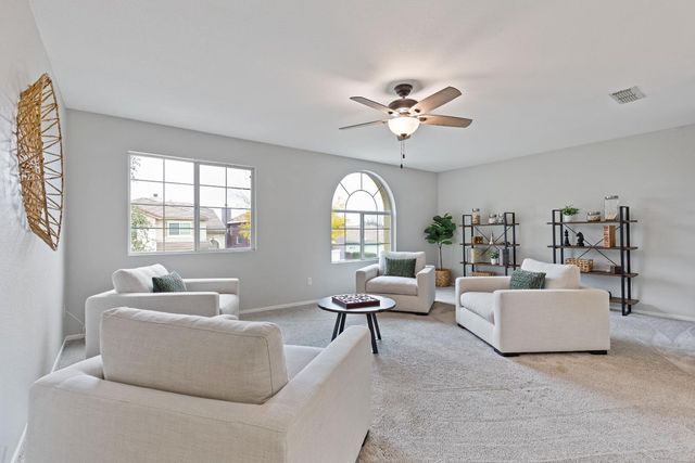 6608 Trailride Way, Citrus Heights, CA 95621