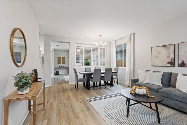 6608 Trailride Way, Citrus Heights, CA 95621