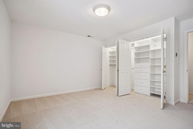 8512 BURNING TREE RD, Bethesda, MD 20817