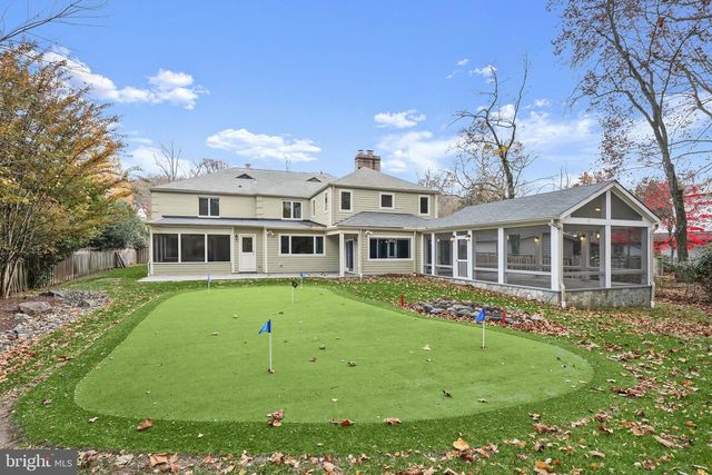 8512 BURNING TREE RD, Bethesda, MD 20817