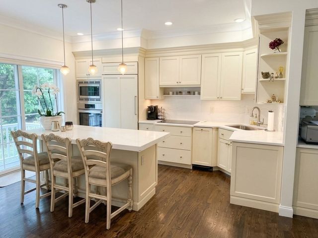 900 Greendale 3, Needham, MA 02492