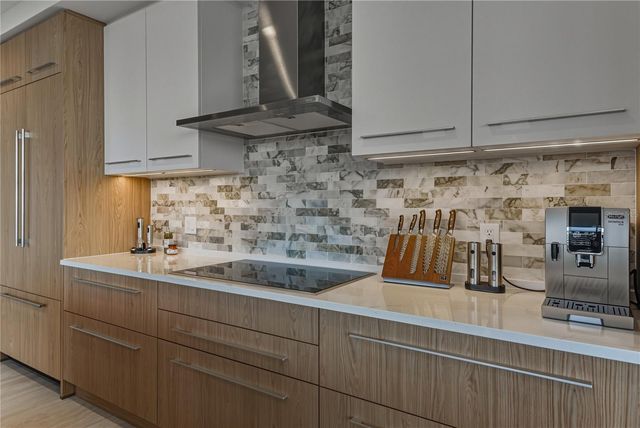 275 1ST AVENUE S 1701, St Petersburg, FL 33701