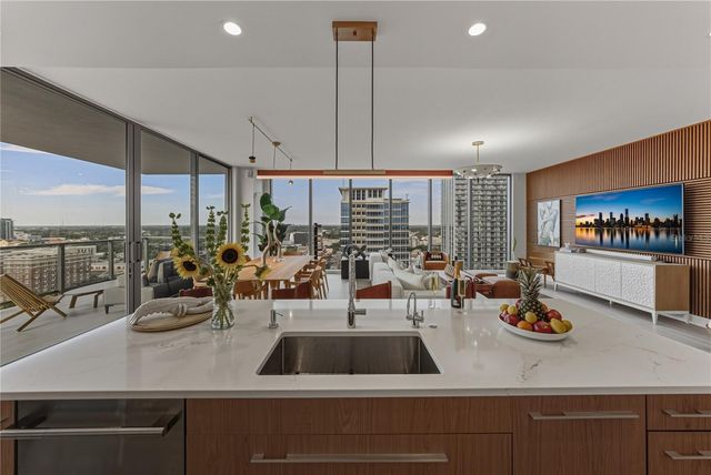 275 1ST AVENUE S 1701, St Petersburg, FL 33701