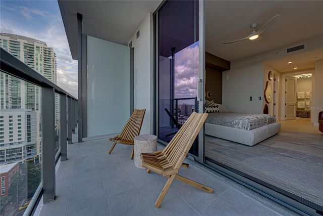 275 1ST AVENUE S 1701, St Petersburg, FL 33701