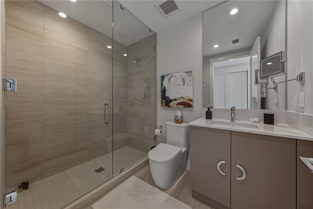 275 1ST AVENUE S 1701, St Petersburg, FL 33701