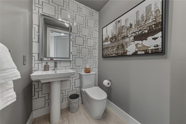 275 1ST AVENUE S 1701, St Petersburg, FL 33701