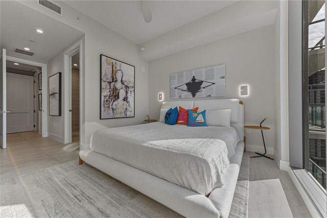 275 1ST AVENUE S 1701, St Petersburg, FL 33701