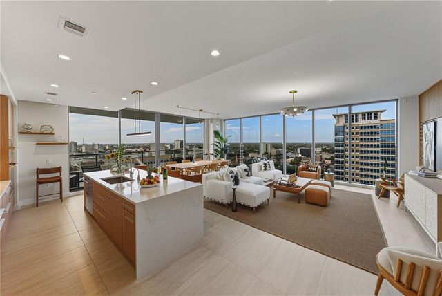 275 1ST AVENUE S 1701, St Petersburg, FL 33701