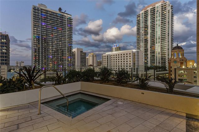 275 1ST AVENUE S 1701, St Petersburg, FL 33701