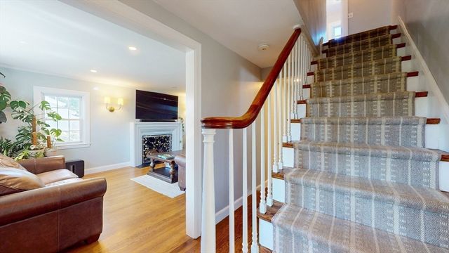 49 Ripley Rd, Medford, MA 02155