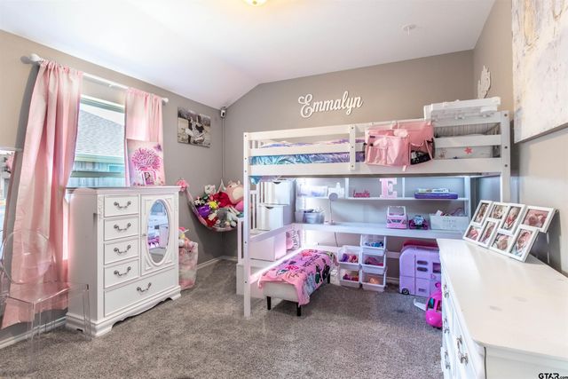 15326 Spring Oaks Dr, Lindale, TX 75771