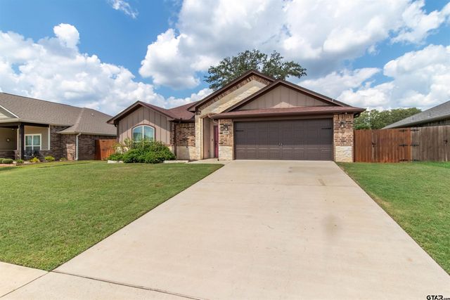 15326 Spring Oaks Dr, Lindale, TX 75771
